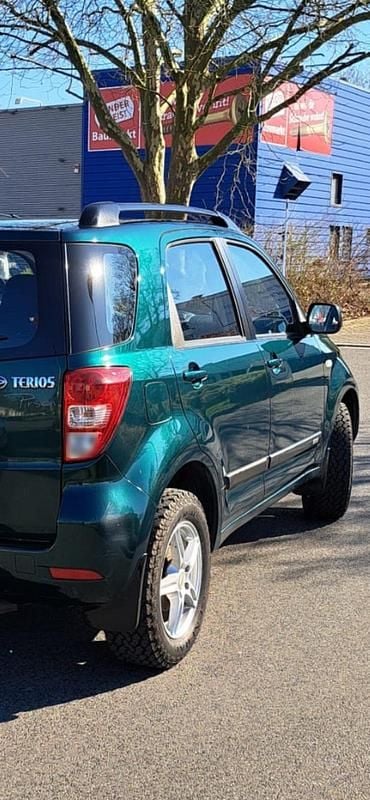 Gebraucht Daihatsu Terios 105 PS (77 kW) 2009 SUV