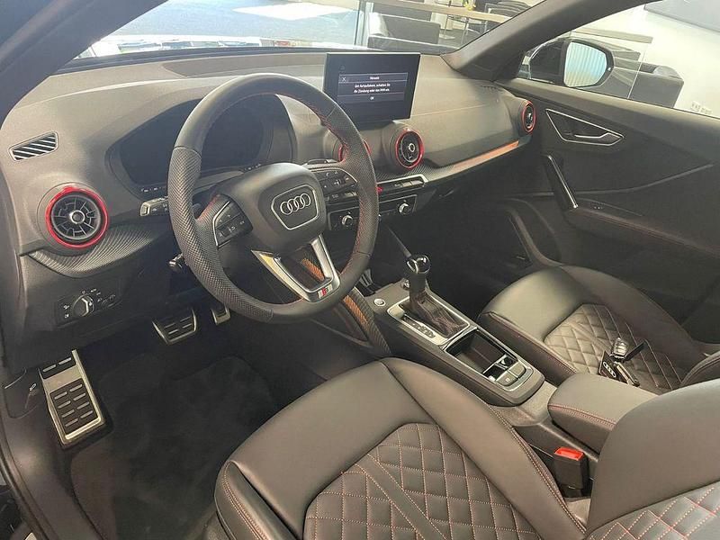 Gebraucht Audi Q2 S-Line 150 PS (110 kW) 2024 Schwarz SUV