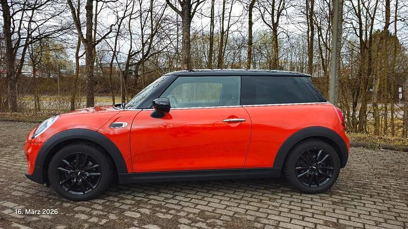 Gebraucht Mini Cooper 136 PS (100 kW) 2021 Rot Kleinwagen