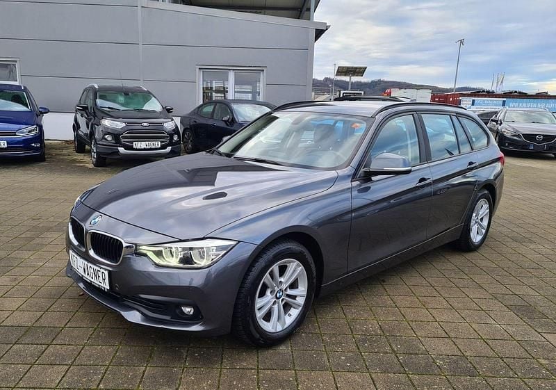 Silber Gebraucht 2018 BMW 316 Advantage Kombi | 12.999 € (Fairer Preis) - Bild 1/4
