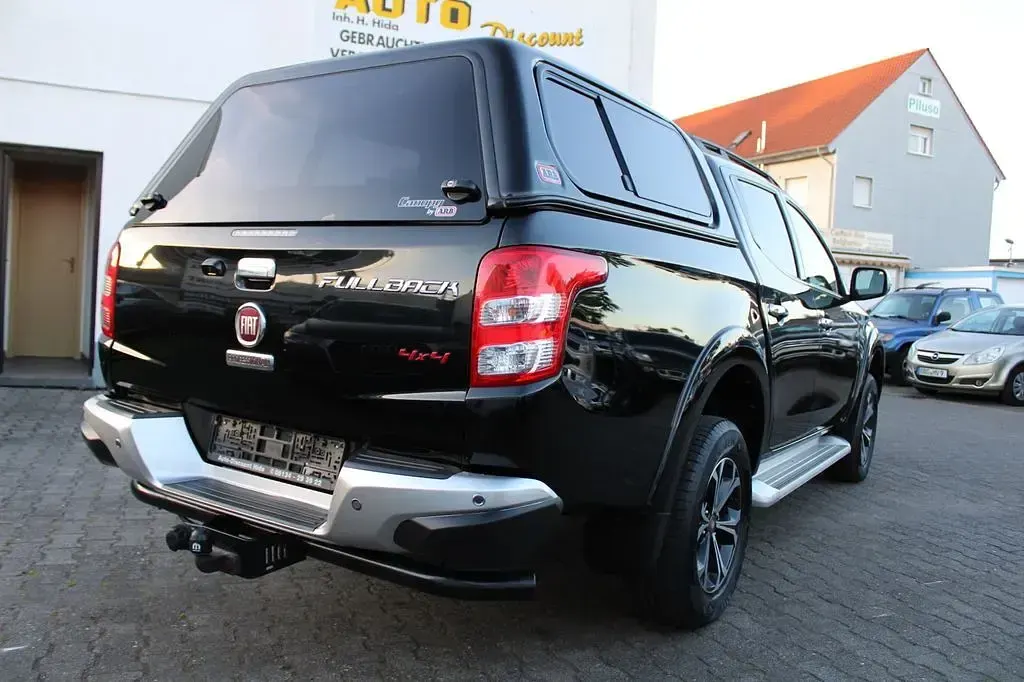 Gebraucht Fiat Fullback Cross Plus 181 PS (133 kW) 2017 Schwarz (metallic) Pickup