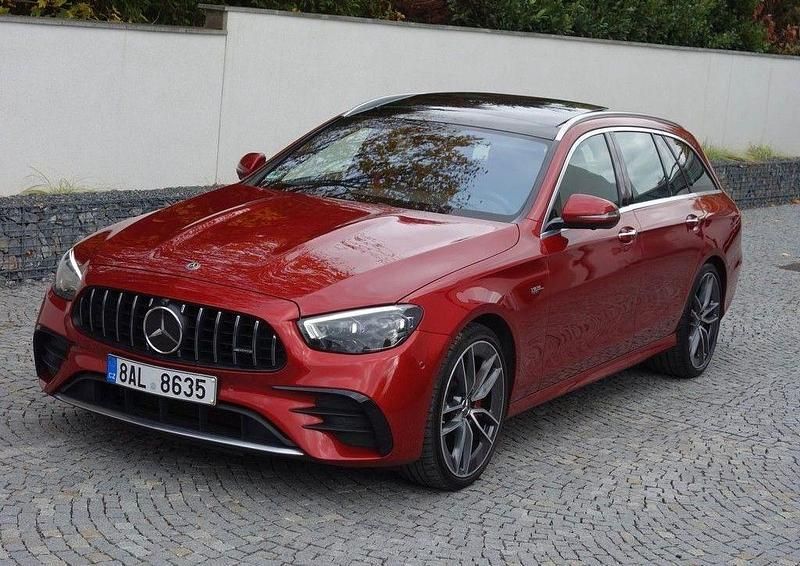 Rot Gebraucht 2021 Mercedes E53 AMG AMG Kombi | 43.490 € (Fairer Preis) - Bild 1/4