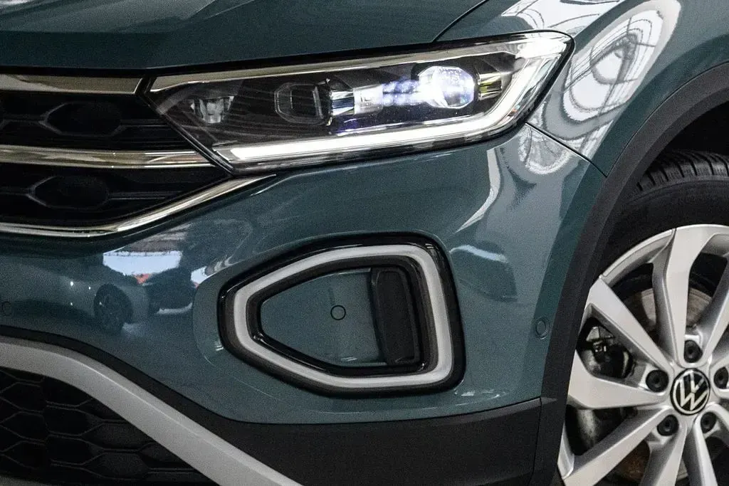 Gebraucht VW T-Roc Style 110 PS (80 kW) 2023 Blau SUV