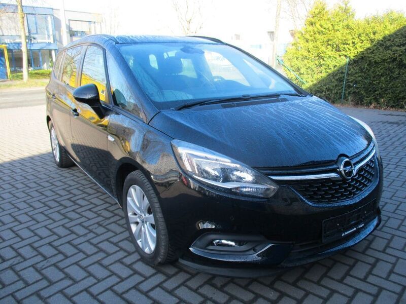Gebraucht Opel Zafira 120 PS (88 kW) 2017 Schwarz Van / Kleinbus