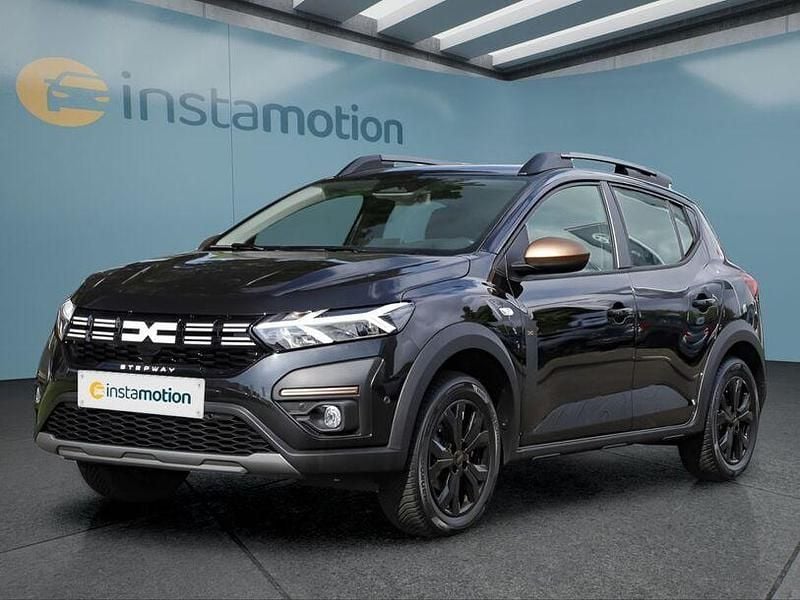 Gebraucht Dacia Sandero Stepway 110 PS (80 kW) 2024 Schwarz Kleinwagen