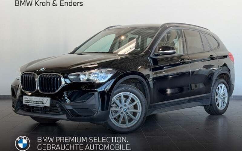 Schwarz Gebraucht 2021 BMW X1 Sport Line SUV | 21.788 € (Guter Preis) - Bild 1/4