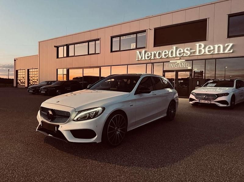 Gebraucht Mercedes C450 AMG AMG 367 PS (269 kW) 2016 Weiß Kombi