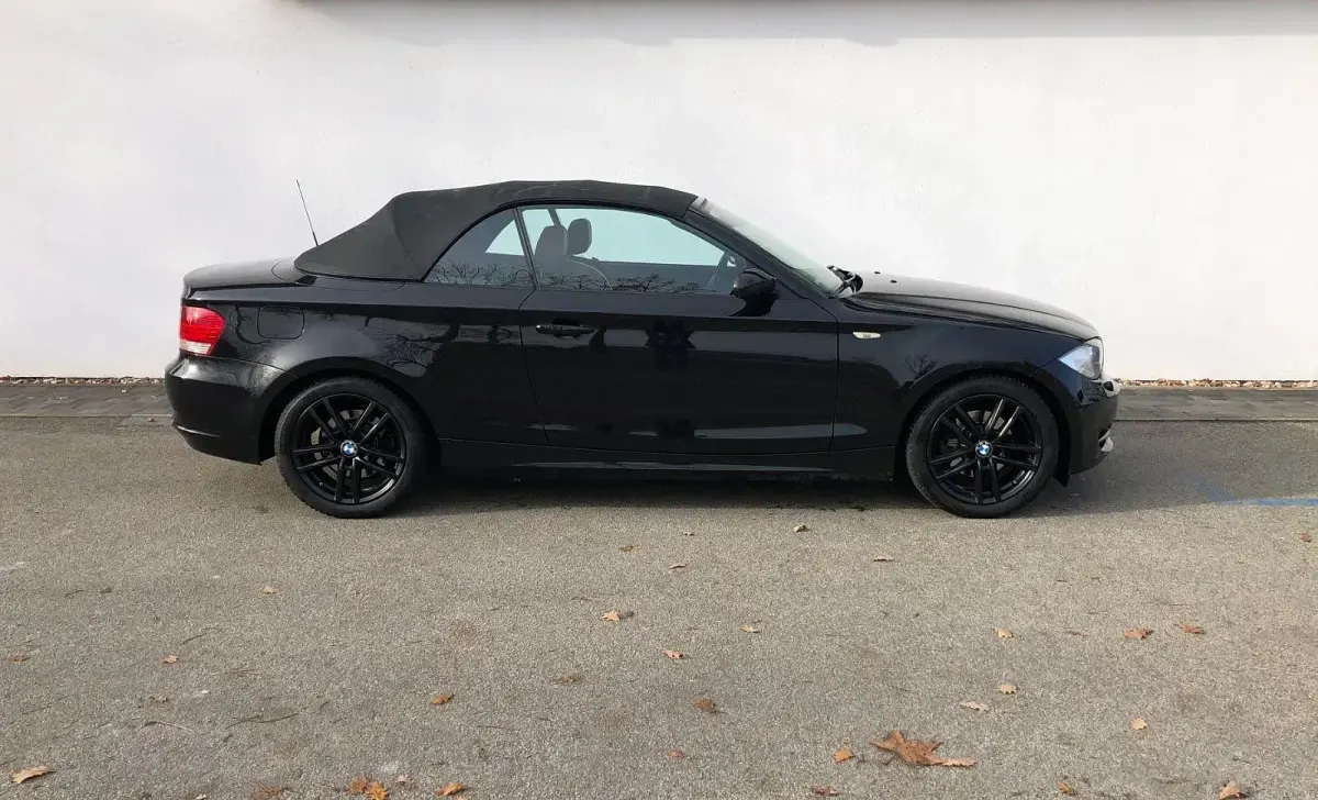 Gebraucht BMW 120 Cabriolet Comfort Edition 177 PS (130 kW) 2008 Schwarz Cabrio