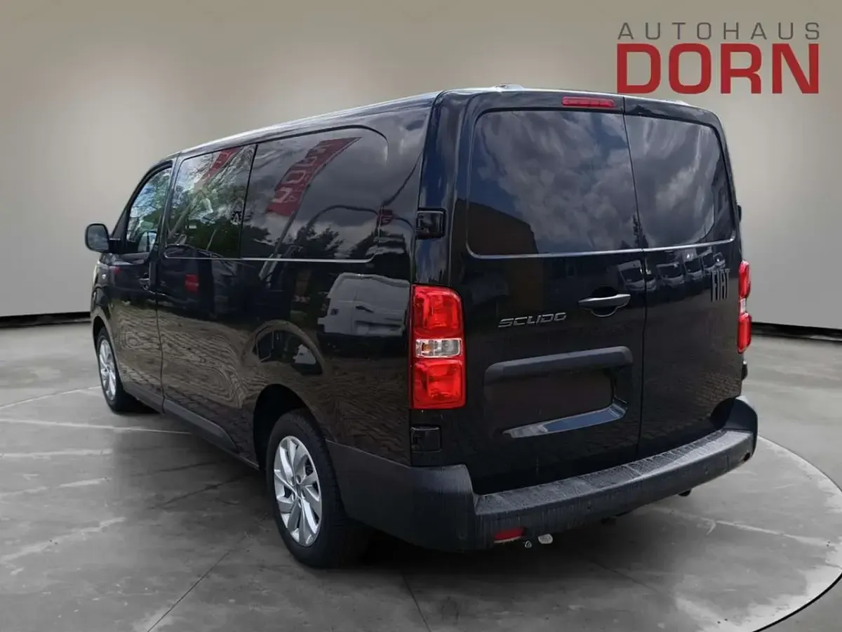 Neu Fiat Scudo S 180 PS (132 kW) 2026 Cinema schwarz Van