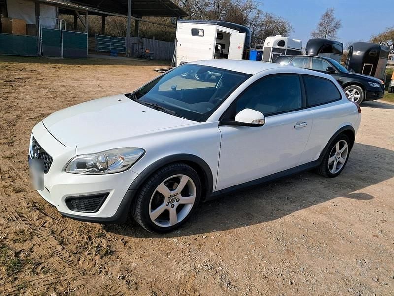 Gebraucht Volvo C30 101 PS (74 kW) 2010 Weiß Kleinwagen