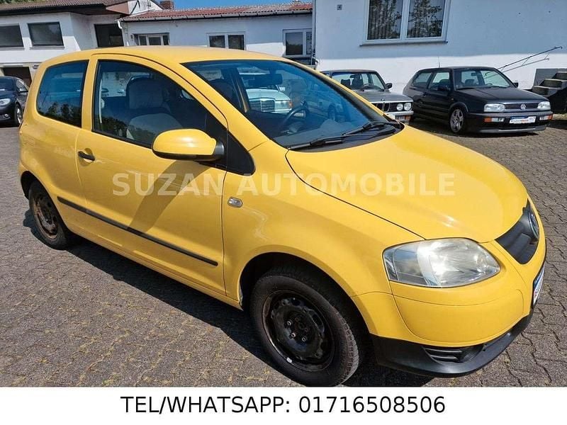 Gebraucht VW Fox Basis 54 PS (39 kW) 2005 Sonnengelb Kleinwagen