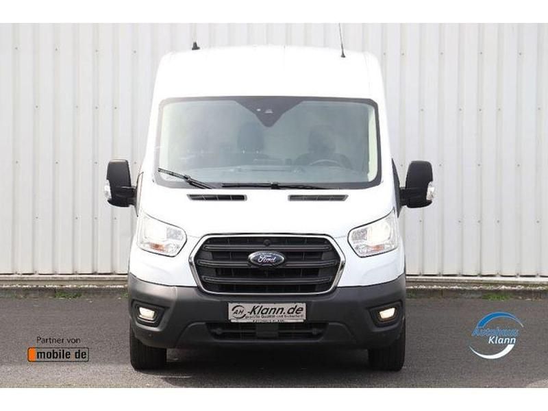 Gebraucht Ford Transit Trend 131 PS (96 kW) 2020 Frostweiß Van