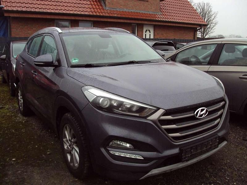 Gebraucht Hyundai Tucson Style 141 PS (103 kW) 2017 Blau SUV