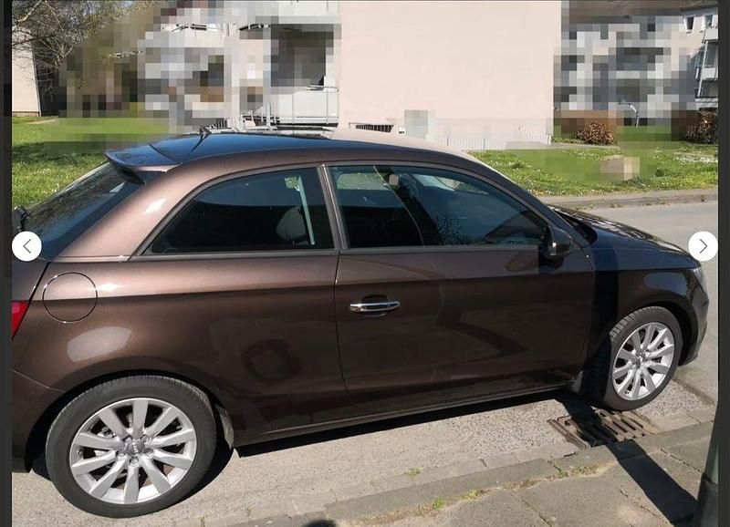 Gebraucht Audi A1 Ambiente 122 PS (89 kW) 2011 Braun Kleinwagen