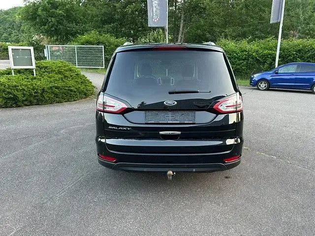 Używany Ford Galaxy Titanium 190 KM (139 kW) 2019 Czarny Minivan