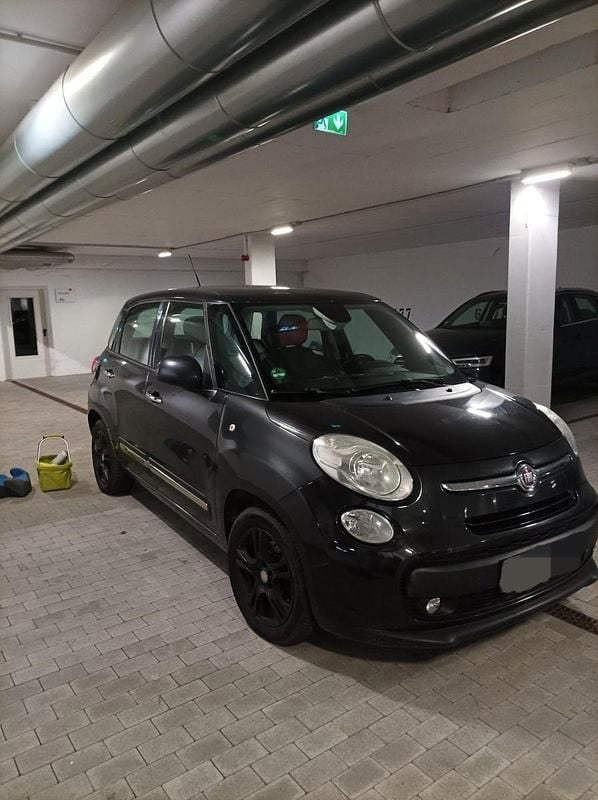 Schwarz Gebraucht 2013 Fiat 500L Lounge Van / Kleinbus | 4.950 € (Superpreis) - Bild 1/4