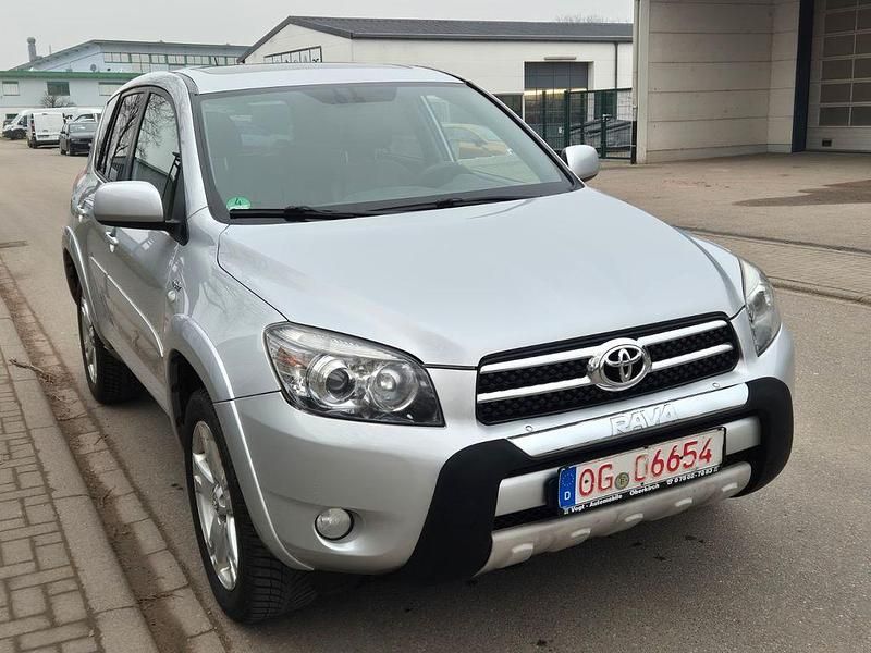 Gebraucht Toyota RAV4 Executive 177 PS (130 kW) 2006 Silber SUV