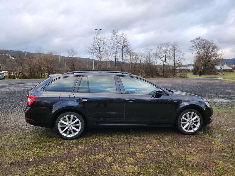 Gebraucht Skoda Octavia Ambition 150 PS (110 kW) 2017 Schwarz Kombi