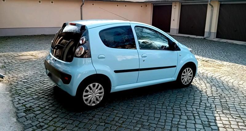 Gebraucht Citroën C1 68 PS (50 kW) 2013 Blau Kleinwagen