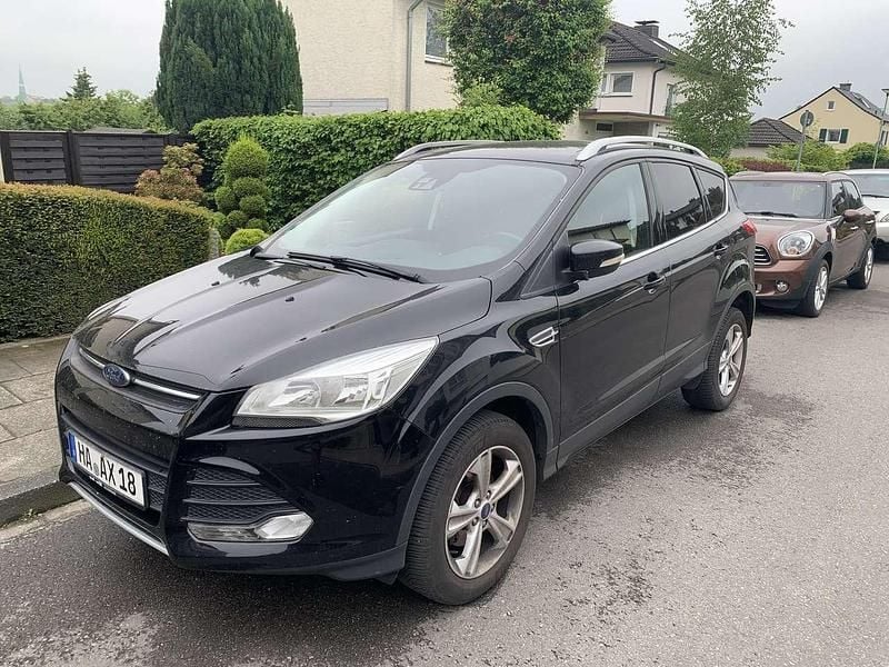 Schwarz Gebraucht 2016 Ford Kuga SYNC Edition SUV | 11.600 € (Fairer Preis) - Bild 1/1