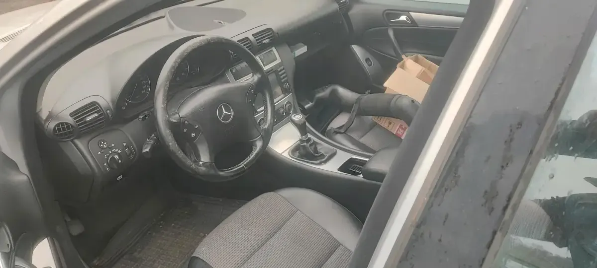 Gebraucht Mercedes C200 122 PS (89 kW) 2004 Silber Kombi