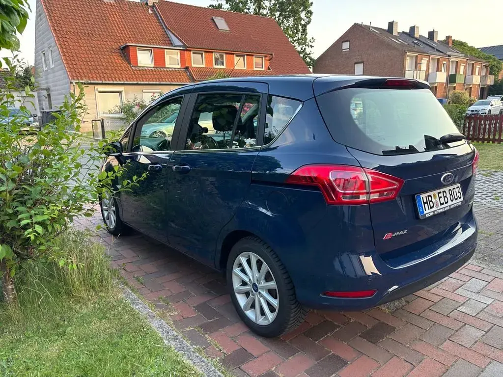 Gebraucht Ford B-MAX Titanium 125 PS (91 kW) 2017 Blau Van / Kleinbus