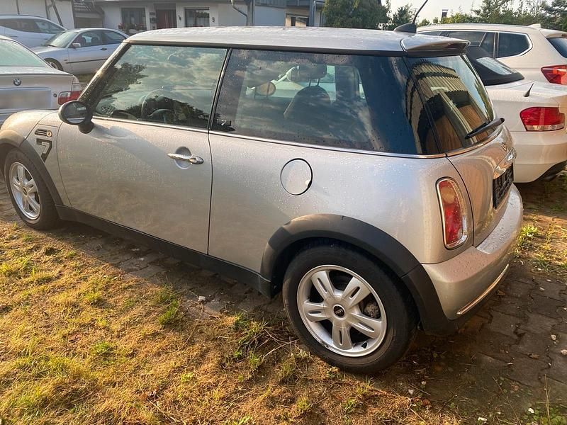 Second-hand Mini Cooper 90 CP (66 kW) 2007 Argintiu Hatchback