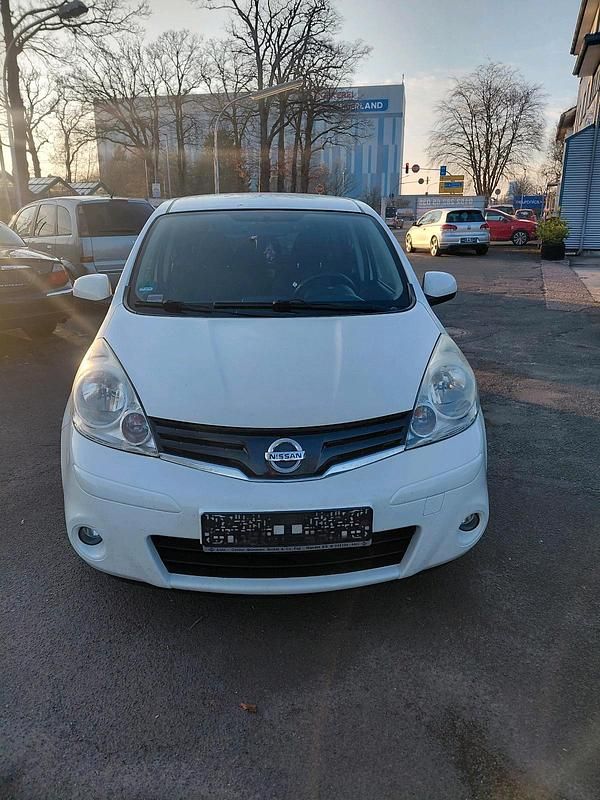 Gebraucht Nissan Note 88 PS (64 kW) 2011 Weiß Kleinwagen