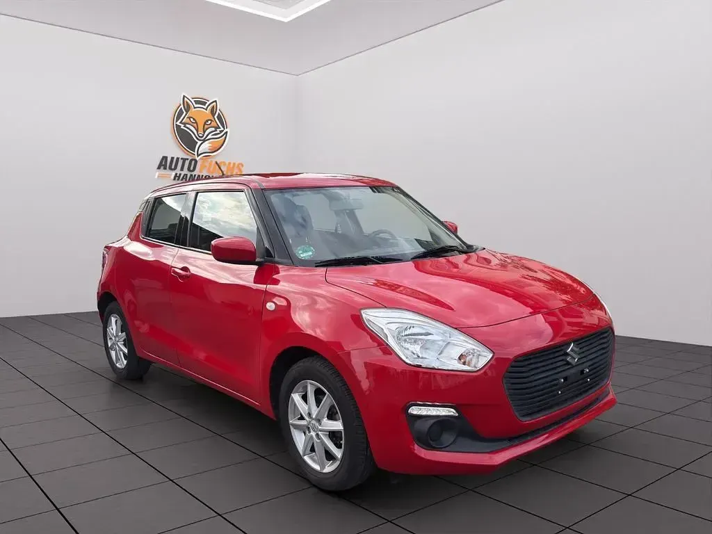 Gebraucht Suzuki Swift Comfort 90 PS (66 kW) 2019 Rot Kleinwagen