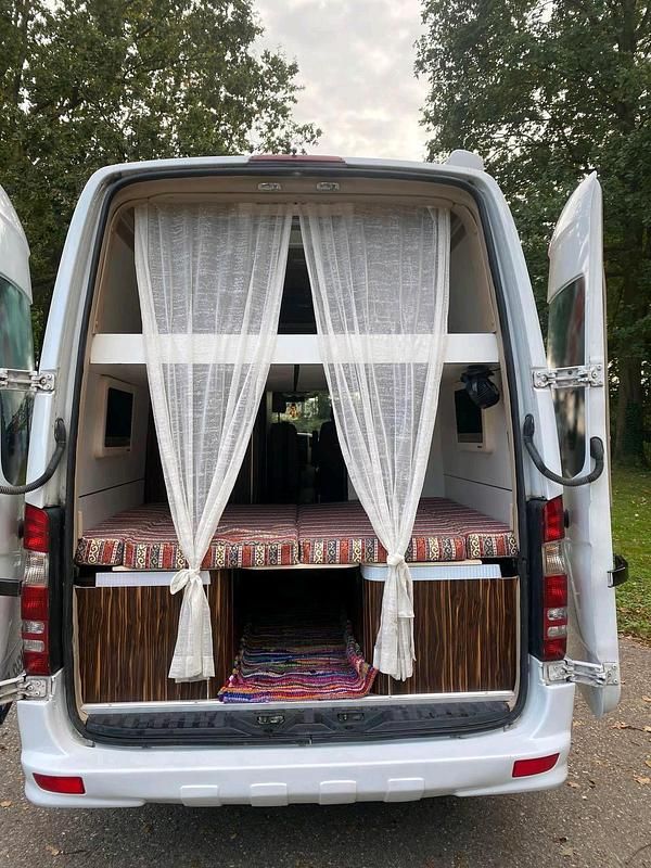 Gebraucht Mercedes Sprinter 163 PS (119 kW) 2025 Weiß Van