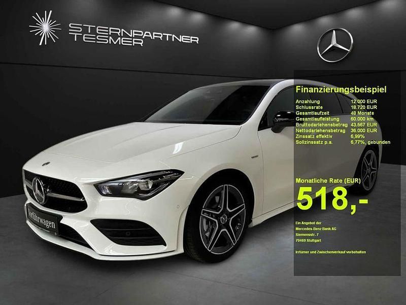 Weiß Gebraucht 2022 Mercedes CLA200 Shooting Brake AMG Kombi | 34.950 € (Teuer) - Bild 1/3