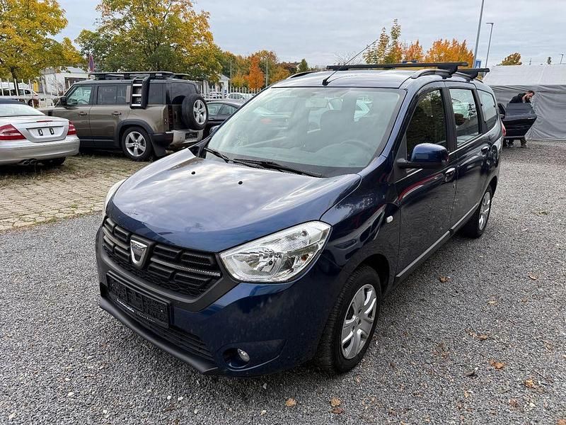 Gebraucht Dacia Lodgy Essentiel 102 PS (75 kW) 2018 Blau Van / Kleinbus