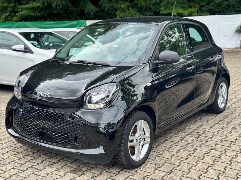 Schwarz Gebraucht 2021 Smart ForFour Electric Drive Limousine | 8.790 € (Fairer Preis) - Bild 1/4