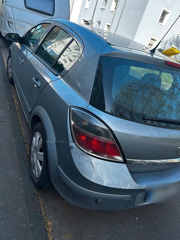 Gebraucht Opel Astra 90 PS (66 kW) 2009 Kleinwagen