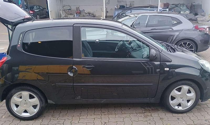 Gebraucht Renault Twingo Rip Curl 76 PS (55 kW) 2010 Schwarz Kleinwagen