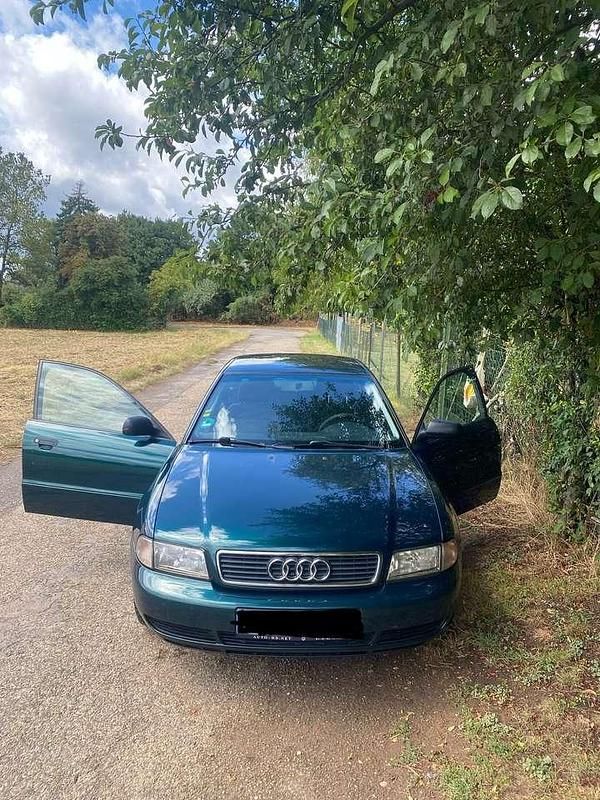 Gebraucht 1996 Audi A4 Limousine | 2.950 € (Teuer) - Bild 1/4