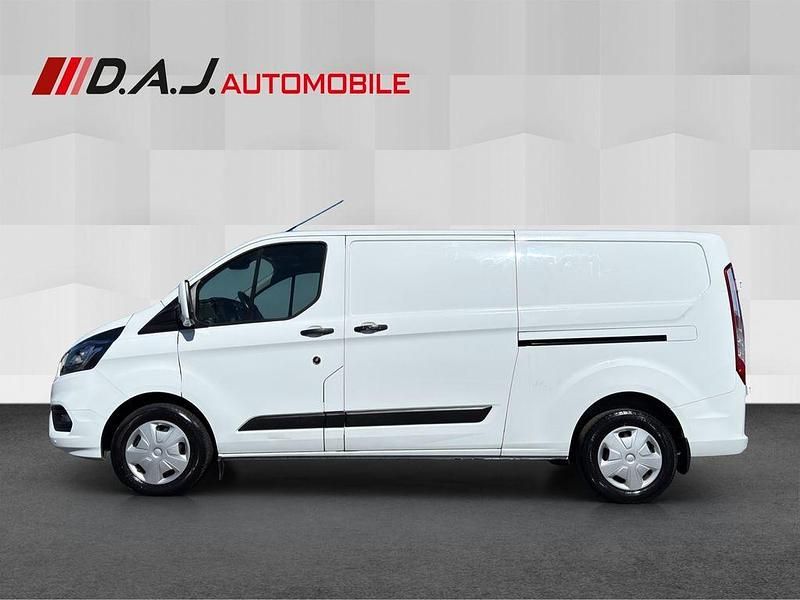 Używany Ford Transit Custom Trend 170 KM (125 kW) 2022 Biały Sedan/Limuzyna