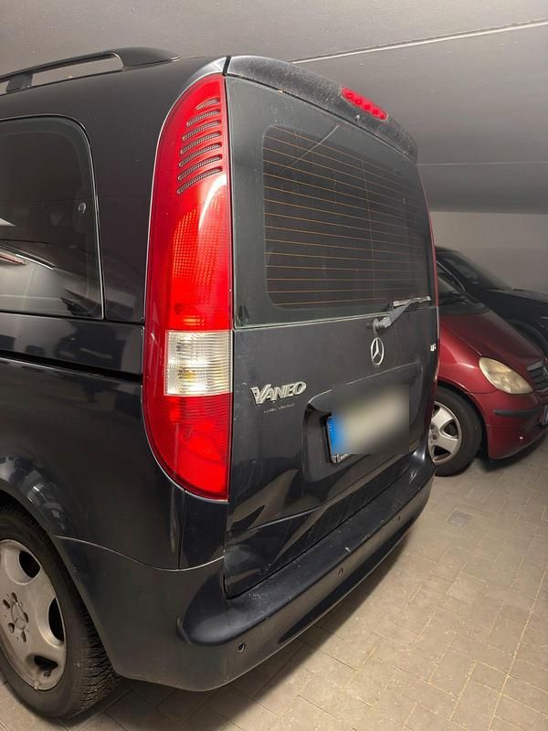 Gebraucht Mercedes Vaneo 102 PS (75 kW) 2002 Schwarz Van / Kleinbus