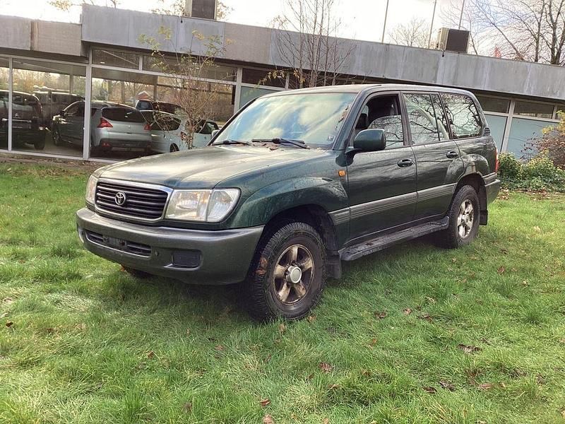 Grün Gebraucht 2000 Toyota Land Cruiser SUV | 9.999 € - Bild 1/4