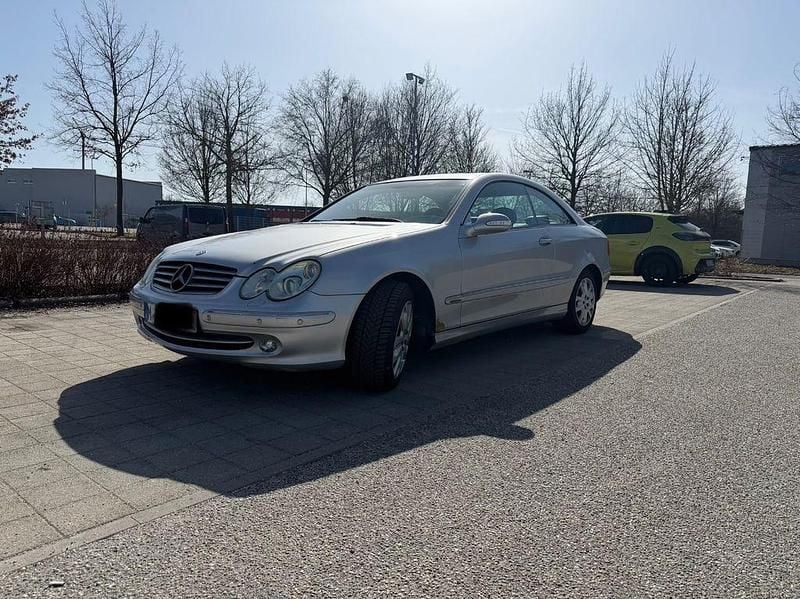 Gebraucht Mercedes CLK200 Elegance 222 PS (163 kW) 2003 Schwarz Coupé