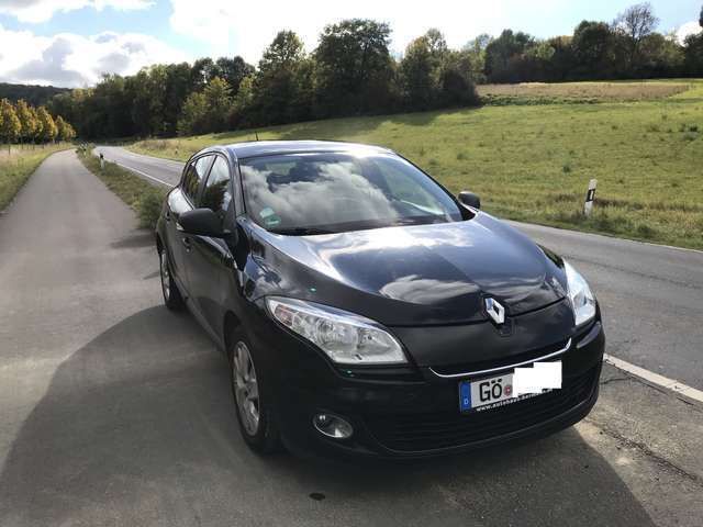 Gebraucht 12 Renault Megane 1 6 Benzin 101 Ps 5 100 Gottingen Autouncle