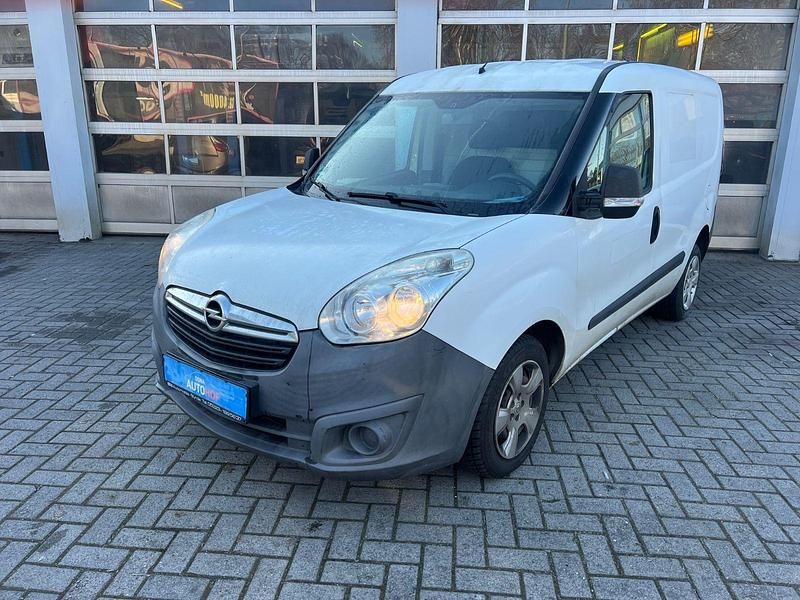Gebraucht Opel Combo Eco 95 PS (69 kW) 2012 Weiß Van / Kleinbus