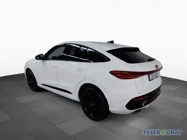 Gebraucht Audi Q5 Ambiente 204 PS (150 kW) 2025 Arkonaweiß SUV