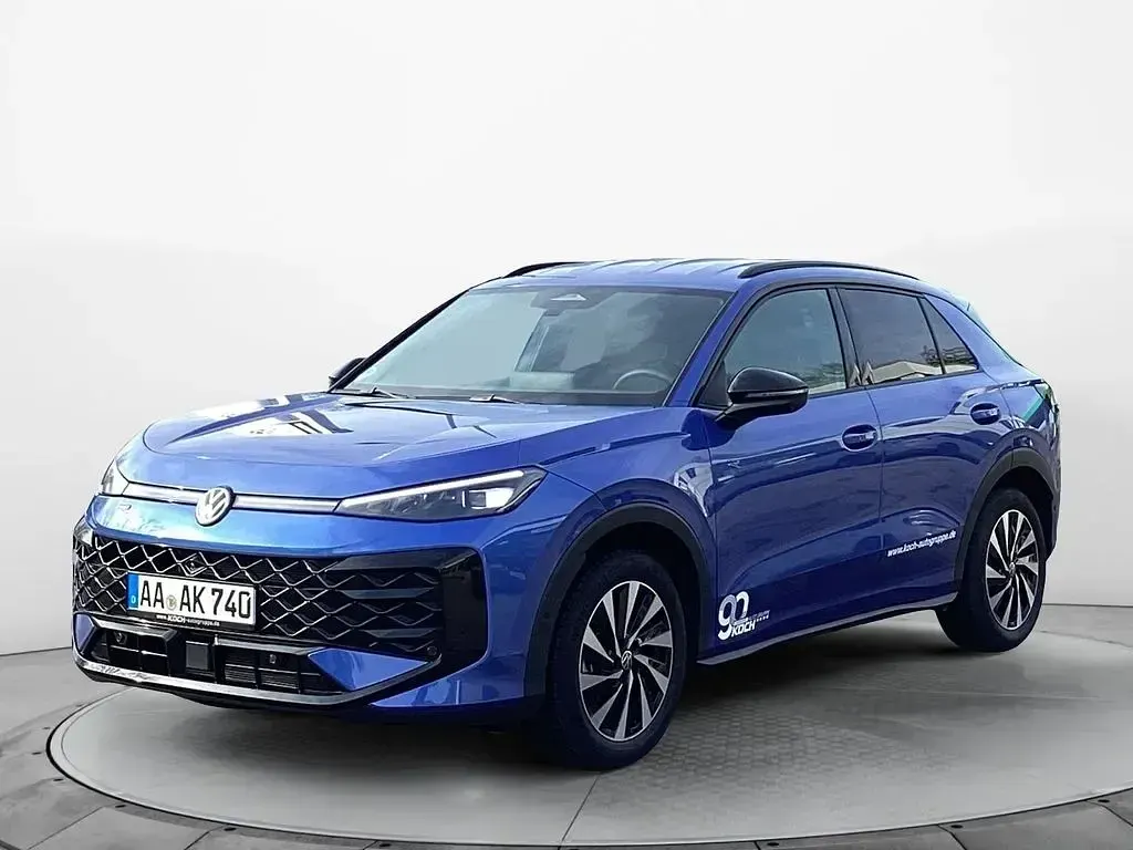 Gebraucht VW T-Roc R-line 150 PS (110 kW) 2025 Celestial blue metallic SUV