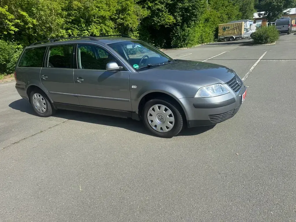 Gebraucht VW Passat Comfortline 102 PS (75 kW) 2003 Kombi