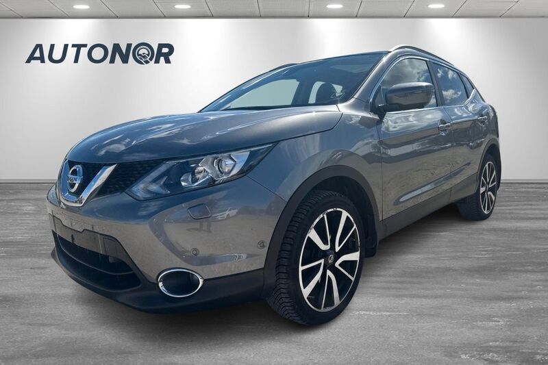 Grau Gebraucht 2017 Nissan Qashqai Tekna SUV | 10.900 € (Superpreis) - Bild 1/4