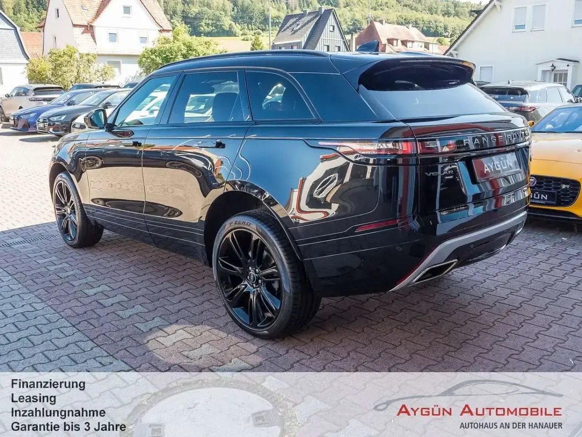 Gebraucht Land Rover Range Rover Velar SE Dynamic 400 PS (294 kW) 2022 Schwarz SUV