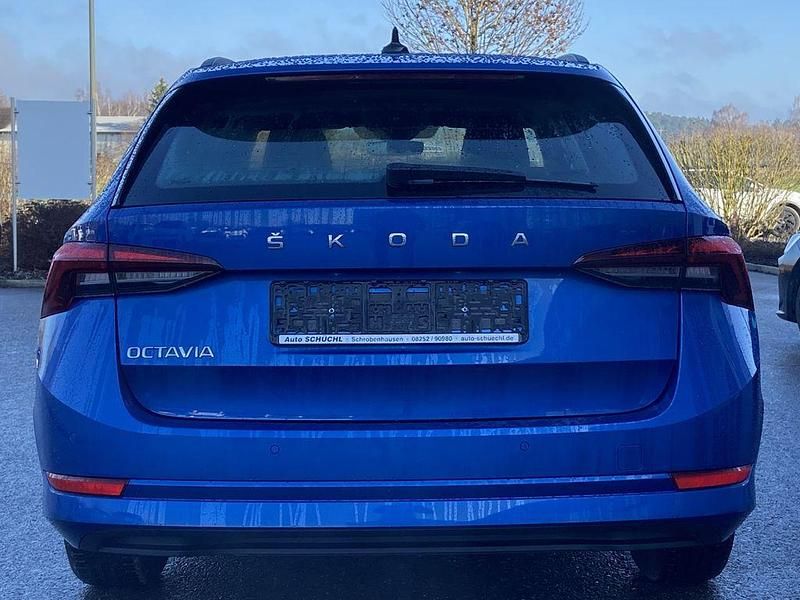 Gebraucht Skoda Octavia 116 PS (85 kW) 2023 Blau Kombi