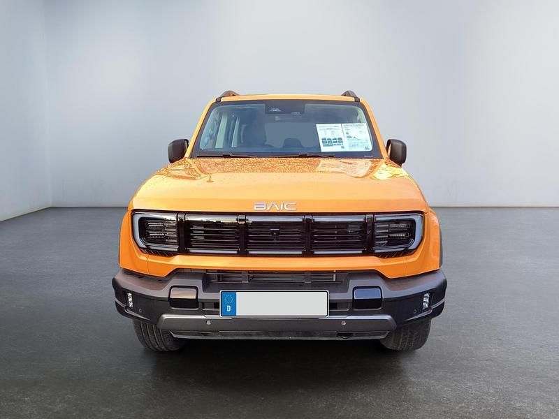 Neu Baic BJ40 234 PS (172 kW) 2025 Orange metallic SUV