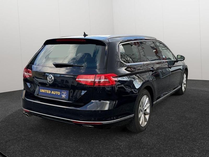 Używany VW Passat Highline 190 KM (139 kW) 2015 Czarny Kombi